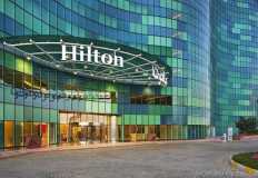 هيلتون العالمية توقع عقد إدارة فندق جديد بشرق القاهرة وترفع محفظة مشروعاتها تحت الإنشاء إلى تسعة