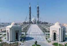 الرئيس السيسي يطلع على التصميمات الداخلية لمسجد مصر