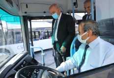 وزير النقل: استخدام أحدث الحافلات التي تسیر بالكھرباء والغاز  بالعاصمة الإدارية